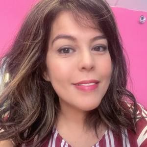 Meet your Posher, Dalia